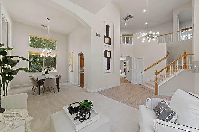 4710 Freno Way — Photo 3
