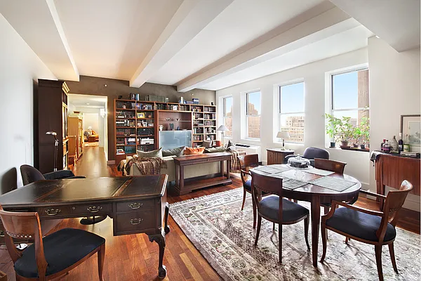 Sold by Stribling | media 1