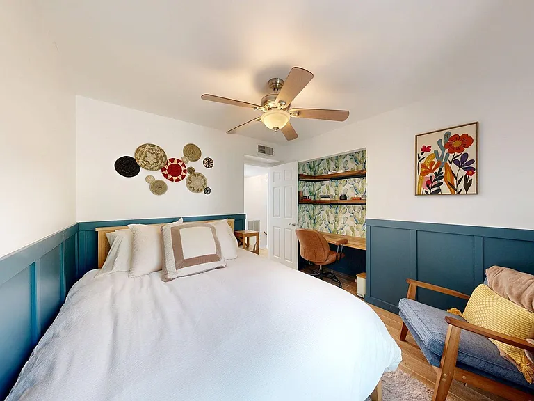 8630 S 51st St #3 — Photo 24