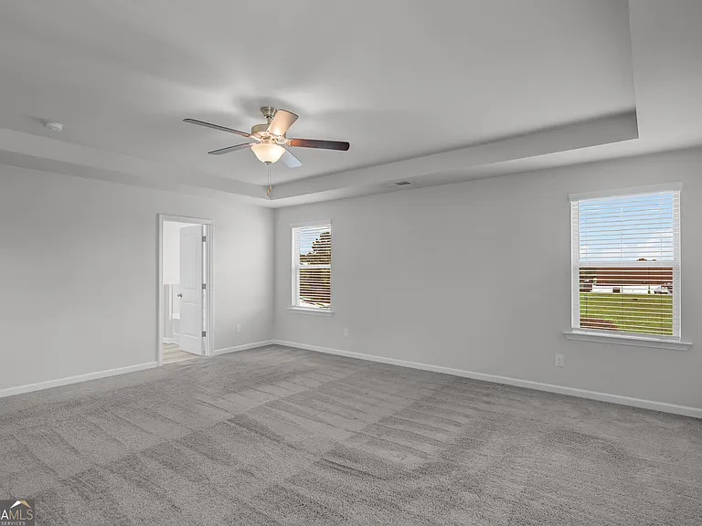 2000 Carolyn Dixon Way — Photo 36