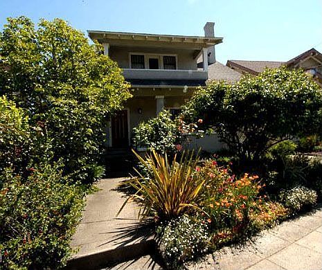 5677 Ocean View Drive, Rockridge