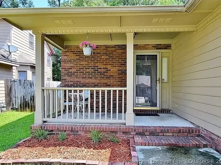 5532 Robmont Dr — Photo 6