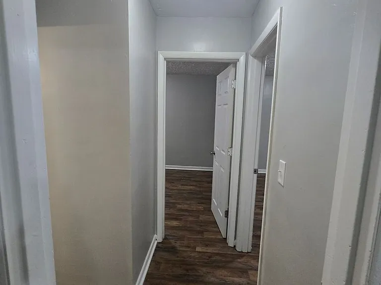 3472 N Dearborn St — Photo 6