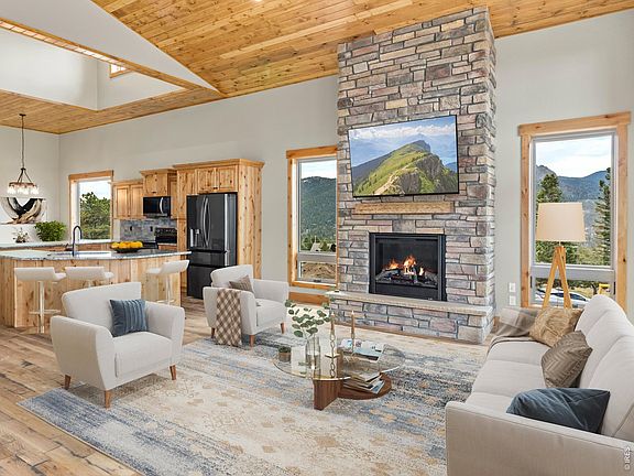 3rd image of 659 Peak View Dr