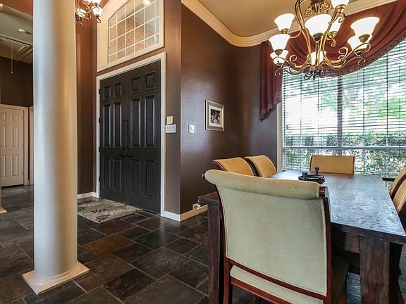 4th image of 5905 Highland Hills Ln