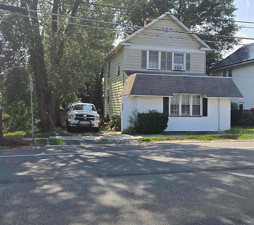 2nd image of 264 Shell Rd