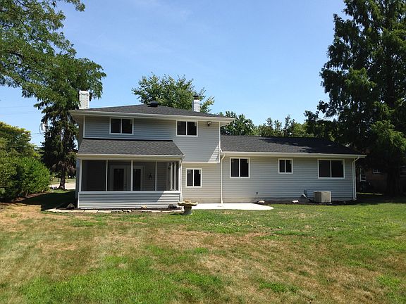 4th image of 4730 W Point Dr