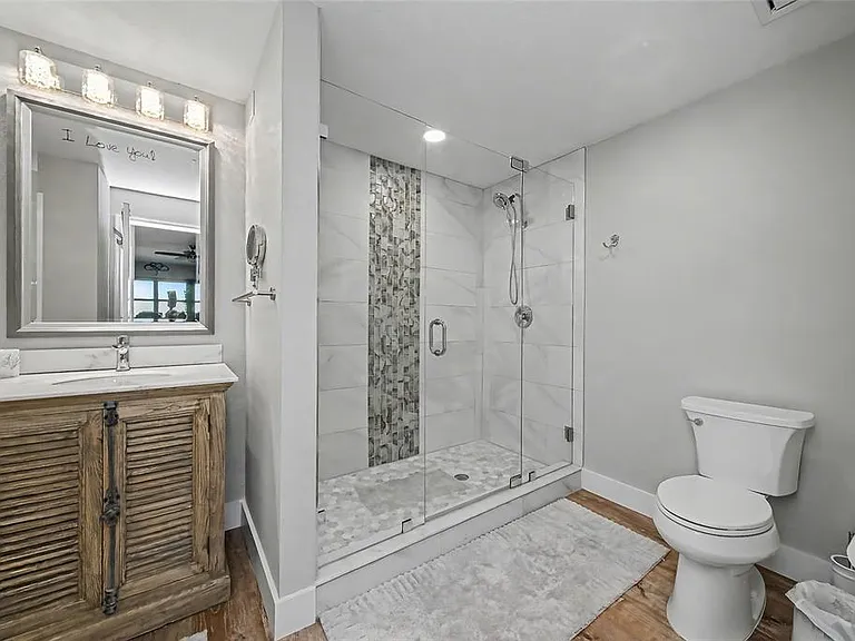 5408 Eagles Point Cir #302 — Photo 24
