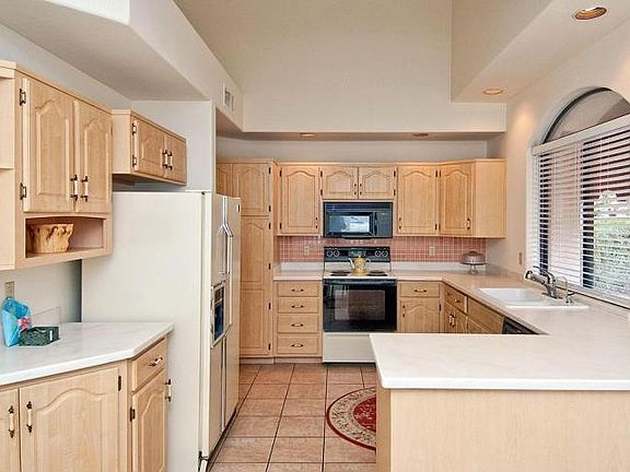 5th image of 10081 E Turquoise Ave