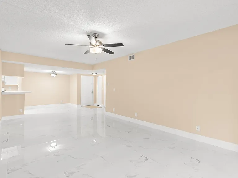 9855 Westview Dr #714 — Photo 12