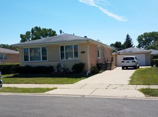 7215 Ponto Dr, Morton Grove, IL 60053