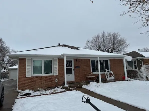 1818 W 7th St, Hastings, NE 68901