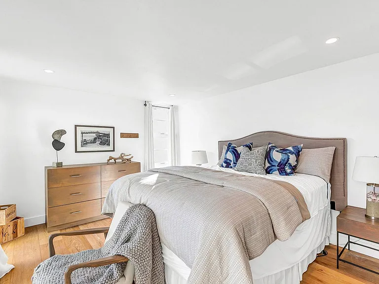 1025 Ocean Avenue — Photo 66
