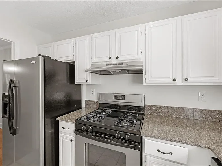 1771 Defoor Ave NW #D — Photo 12