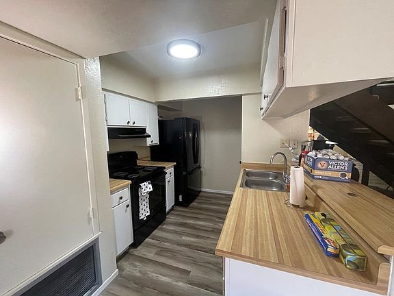 5th image of 1233 W 20th Pl
