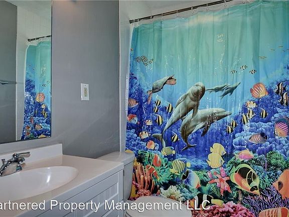 4th image of 1522 E Markwood Ave #1