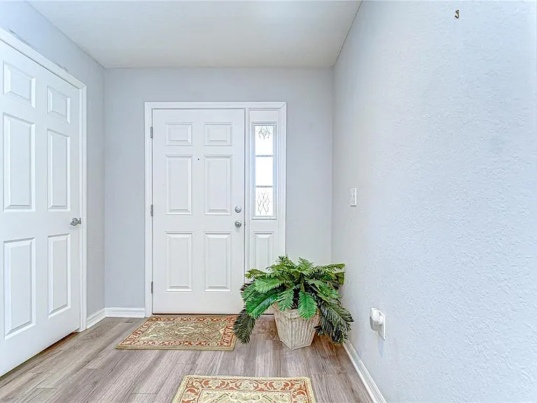6731 Castle Green Pl — Photo 6
