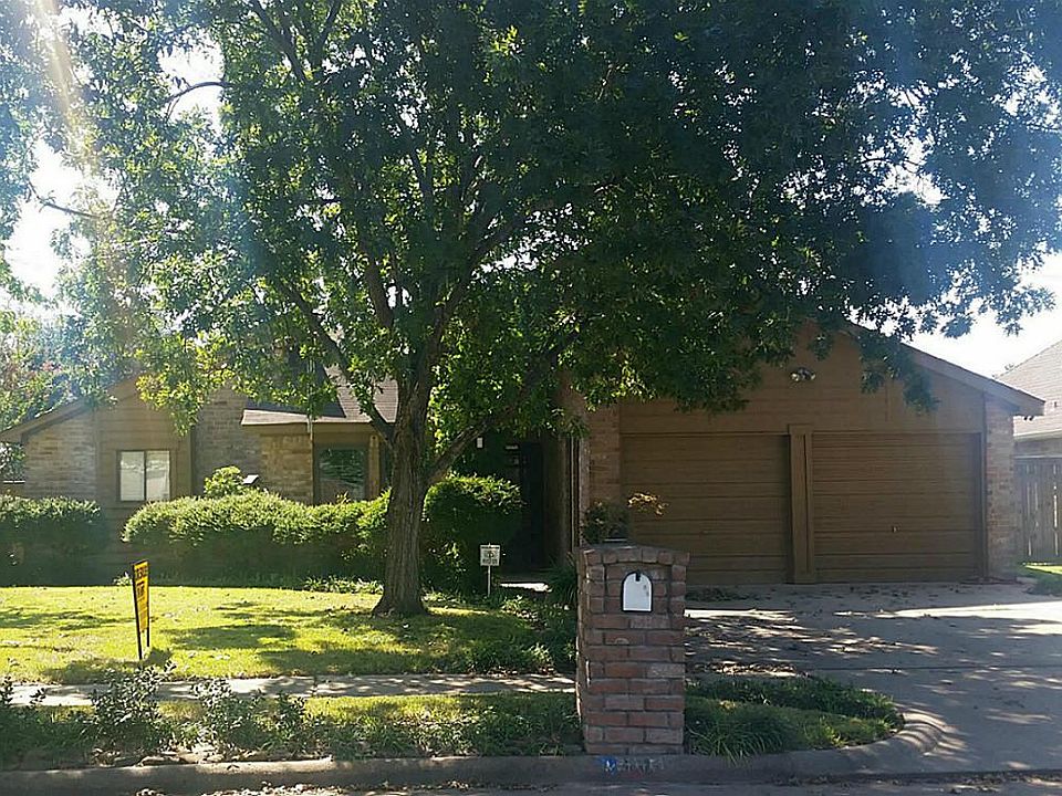 1st image of 8911 Arlington Forest Dr