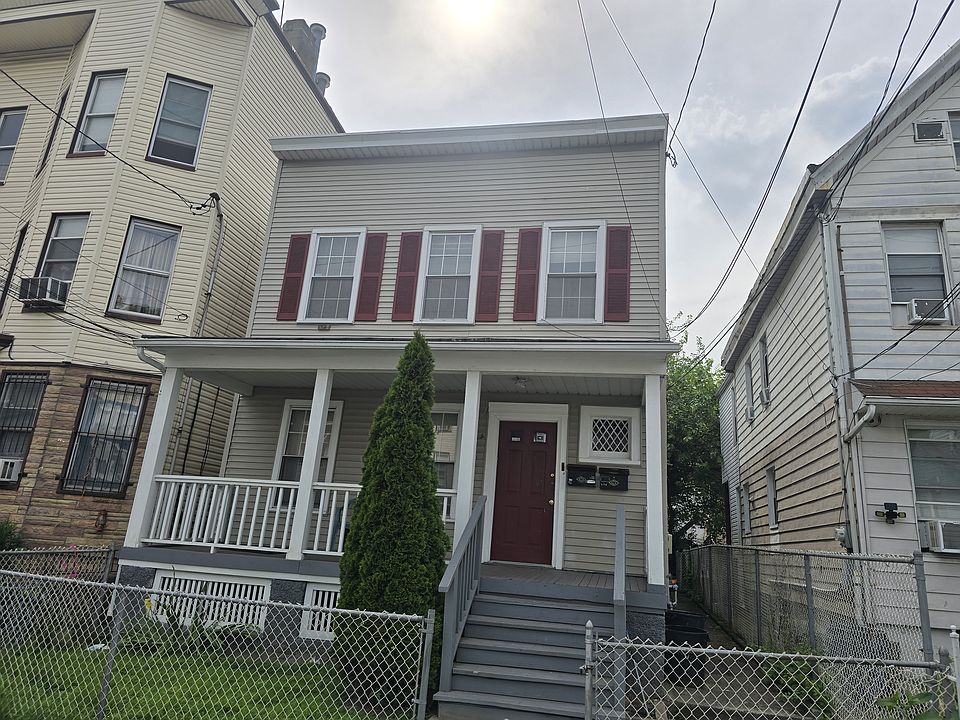 1st image of 576-578 E 38th St #1