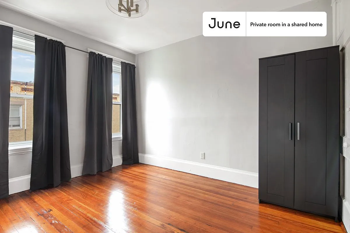 Building Photo - 48 Brighton Ave #D