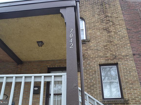 4th image of 7042 Clinton Rd