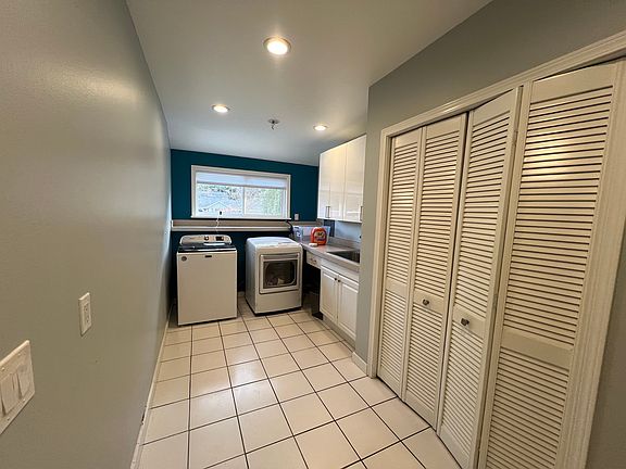 5th image of 14127 75th Ave NE