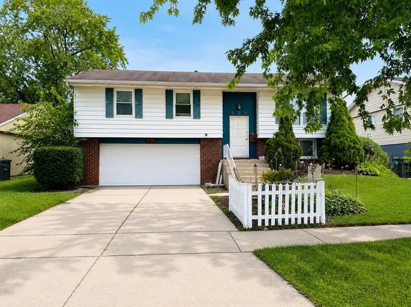 421 Waverly Ave, Streamwood, IL 60107