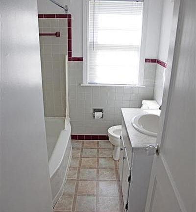 5th image of 1106 Aberdeen St NE