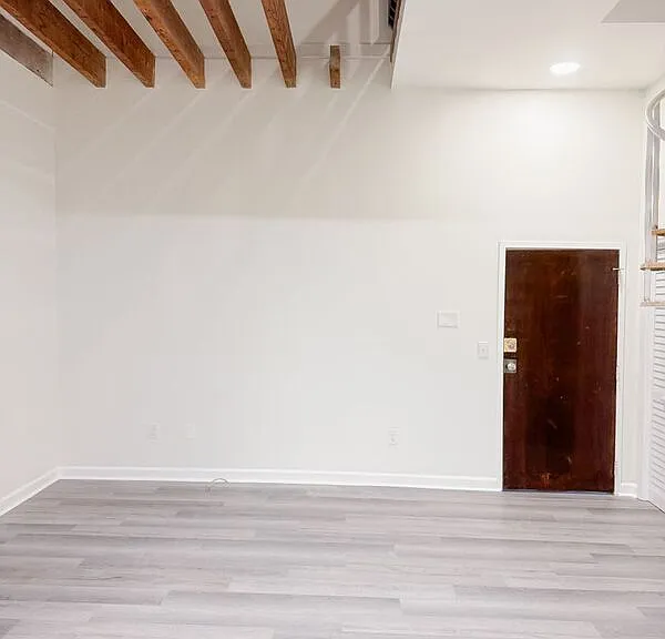 235 King St #3 — Photo 4
