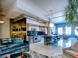 849 S Broadway #1202, Los Angeles, CA 90014