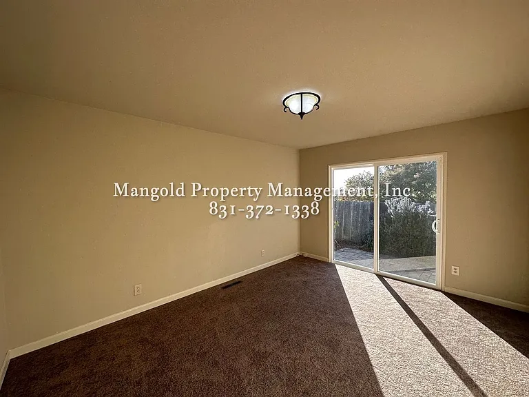 1126 Sunnyhill Ct — Photo 5