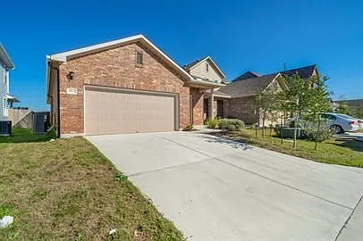 5912 Wolf Pack Dr — Photo 2