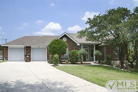 3rd image of 419 Deer Cross Ln