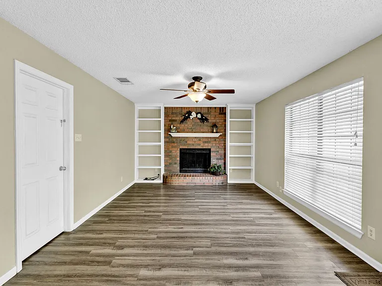 308 Mack Dr — Photo 20