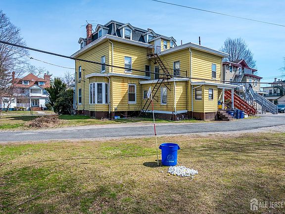 5th image of 600 Central Ave #4