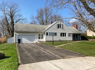 125 Harmon Rd, Aurora, OH 44202