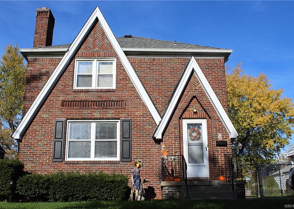 1st image of 8 Colvinhurst Dr