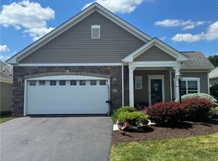 132 Cobblestone Dr, Pittsburgh, PA 15237