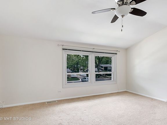 5th image of 1909 Willow Hill Ct