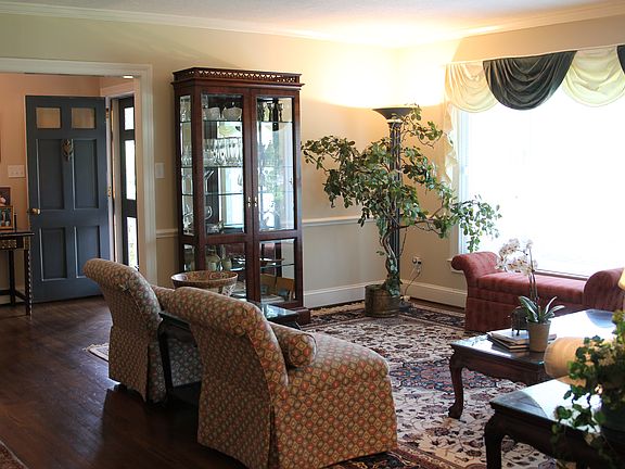 Formal Room