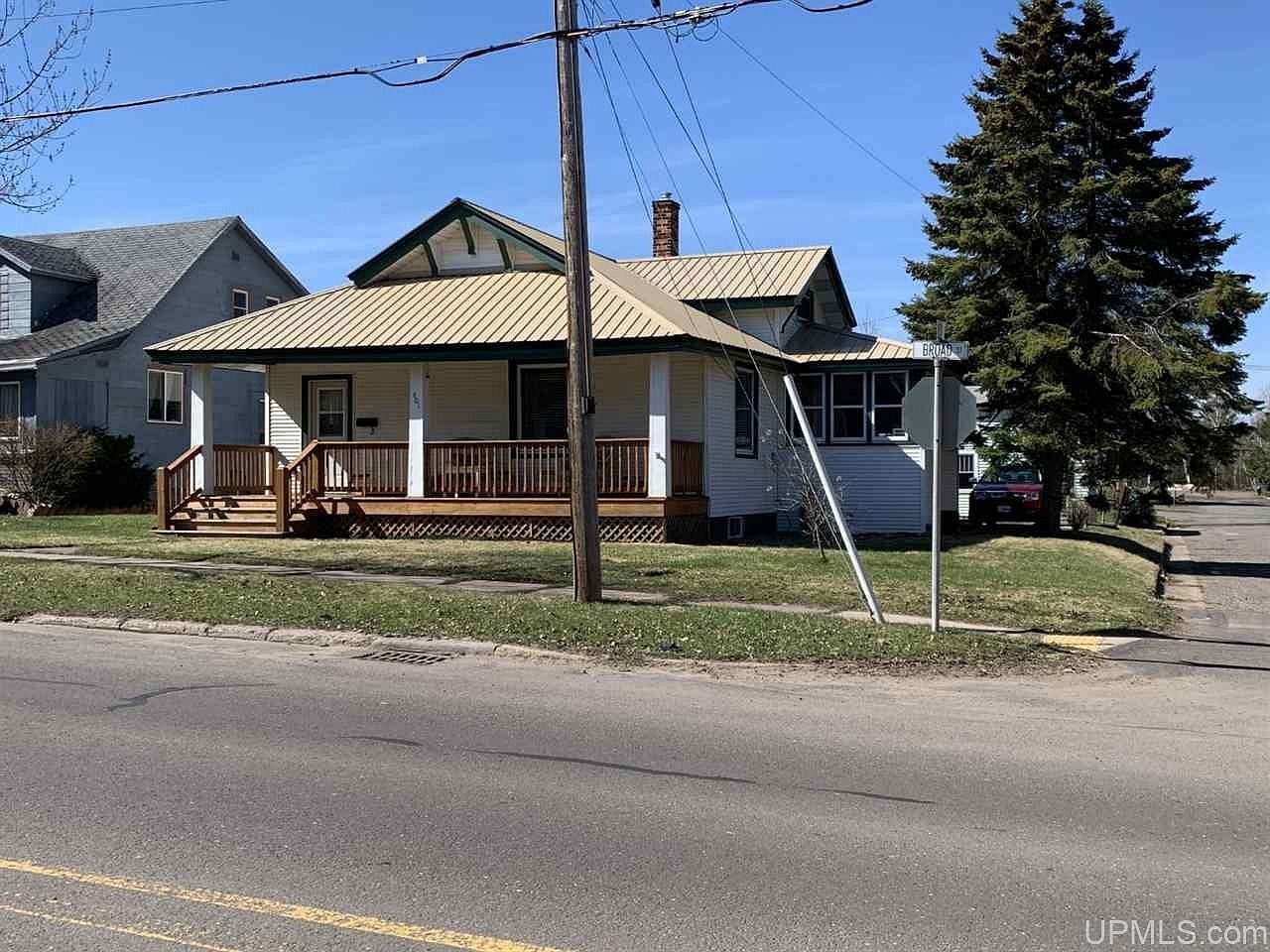 401 E Broad St, Lanse, MI 49946 Zillow