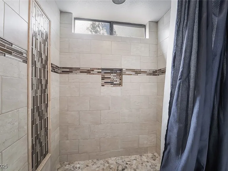 7076 Gunslinger St — Photo 22