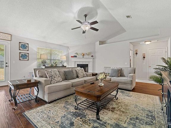 4th image of 1237 Plata Canada Dr
