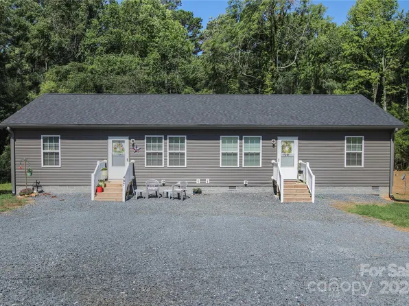 407 A& B Spring St, Denton, NC 27239