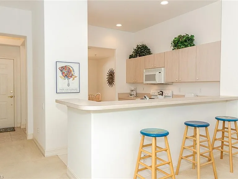1025 Tarpon Cove Dr #203 — Photo 9
