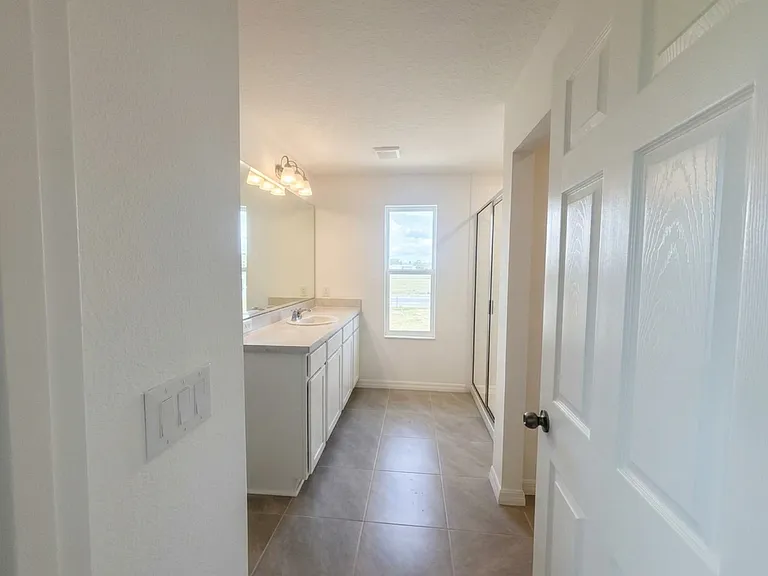 1438 Acorn Meadow Loop — Photo 9