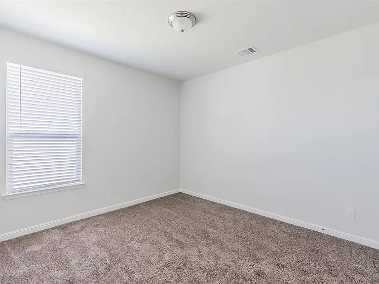 1343 Fox Hollow Rd — Photo 23