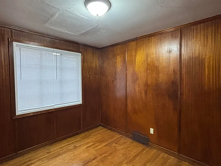 4243 Vann Ave — Photo 15