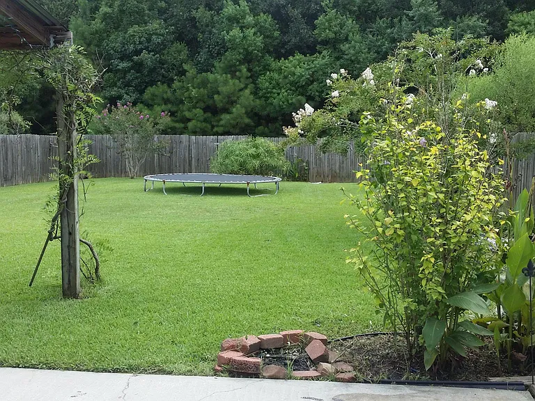 23616 Wellington Ave — Photo 22