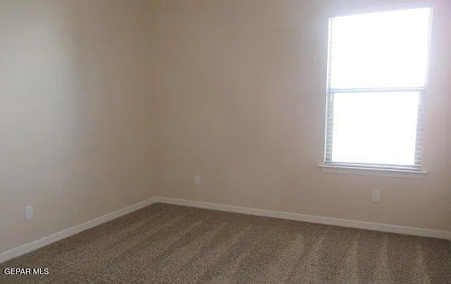 1071 Iron Hill Ave — Photo 9